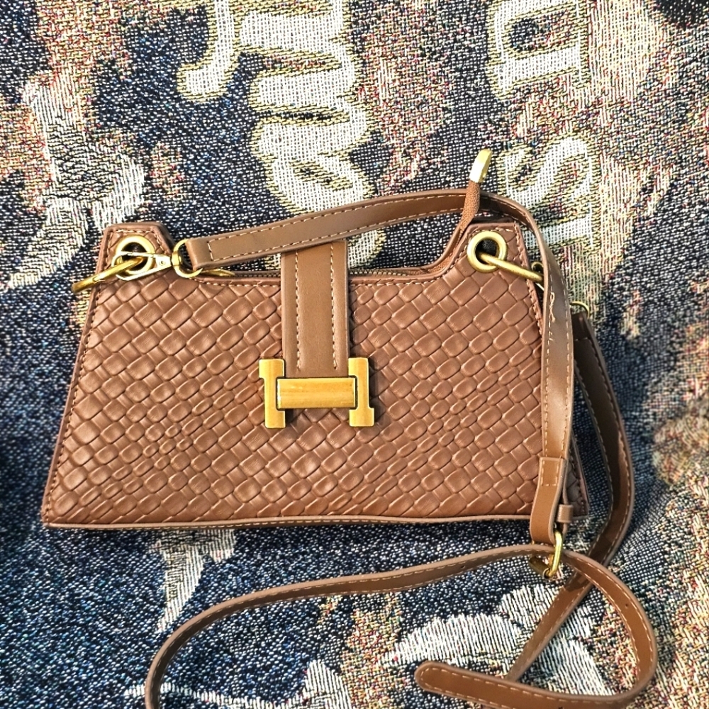 Elegant Panova London Vienna Brown Crossbody Bag - Picture 3 of 5